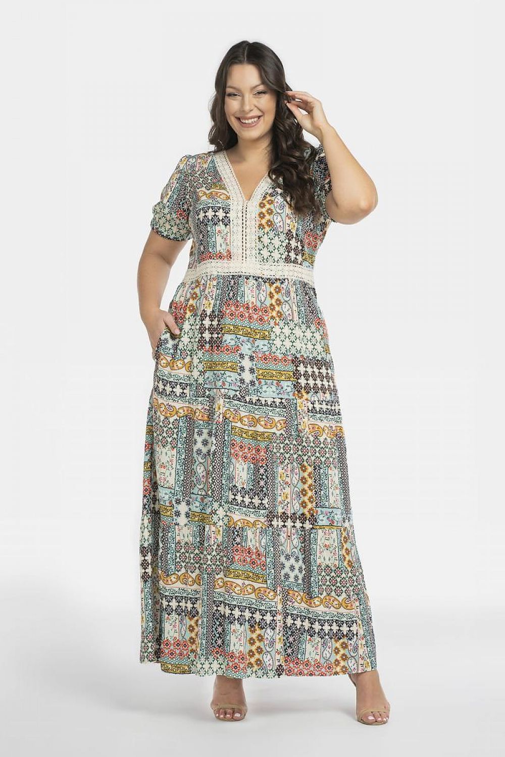 Plus size dress model 196883